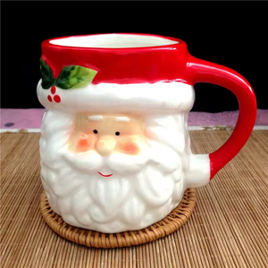 <span class=keywords><strong>Mug</strong></span> de Noël en céramique 3D <span class=keywords><strong>personnalisé</strong></span> Père Noël Gnome Renard Ours polaire Pingouin Bonhomme de neige Elfe Renard Bonhomme en pain d'épices - Product Image 1