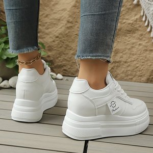 Zapatos de Mujer Talla Grande Europeos y Americanos en Existencia, Venta Directa de Fábrica, Zapatillas Blancas con Plataforma y Aumento de Altura, Estilo Mary Jane - Product Image 5