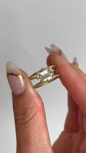 Anillo de Compromiso con Diamante Cultivado en Laboratorio, Corte Esmeralda, Oro Amarillo de 14K, Banda Abierta, Solitario, Joyería Fina para Novia, Estilo Hip Hop, con Diamantes Incrustados - Product Image 2