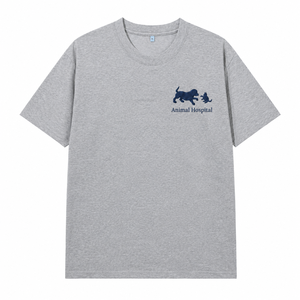 T-shirt personnalisé brodé pour hôpital vétérinaire avec logo silhouette chien et chat pour l'uniforme du personnel <span class=keywords><strong>de</strong></span> réception - Product Image 1
