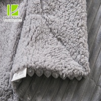 Couverture de canapé en polyester en gros, tissée jacquard, couverture polaire Sherpa, couverture de voyage en peluche moelleuse, couverture d'hiver pour lit double, usine Chine