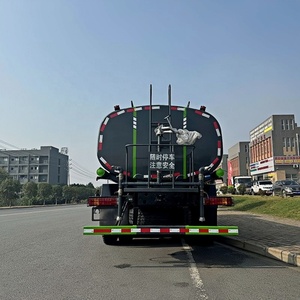 Offre Spéciale Sinotruk Howo Camion-citerne à eau 20 m³ à 10 roues pour le lavage des rues municipales et la lutte contre la poussière - Product Image 5