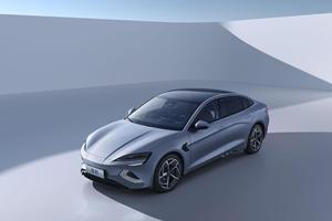 รถไฟฟ้า2023 BYD สำหรับผู้ใหญ่4WD 650กม. ระยะไกลพร้อมกระปุกเกียร์อัตโนมัติและรถ AWD ขับเคลื่อนใหม่ - Product Image 3