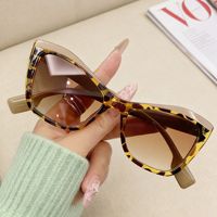 Nouvelles Lunettes de Soleil Tendance Kaki Effet Écaille de Tortue Monture Cat-Eye Polyvalentes Design Unique Style Européen Américain Protection UV400