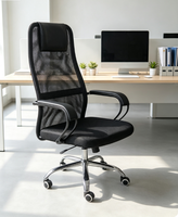 Chaise de bureau ergonomique moderne en maille avec siège en mousse souple et design réglable pour le bureau à domicile et l'utilisation commerciale