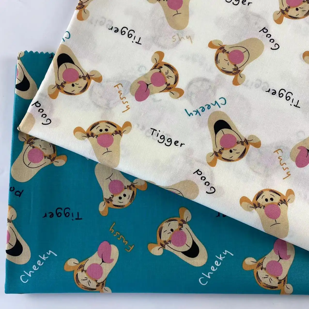 Envío rápido tela tejida para niños en línea 100% sarga de algodón dibujos animados personalizados tela impresa y textiles para vestido