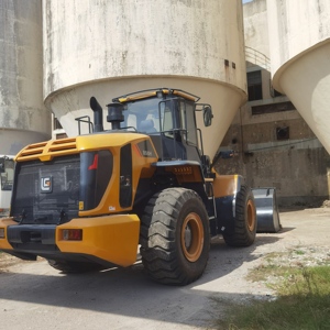 ใช้สำหรับรถตักล้อยาง 856H ขนาด 5 ตัน พร้อมเครื่องยนต์คัมมินส์ เกียร์คุณภาพสูง รุ่นปี 2023 - Product Image 2