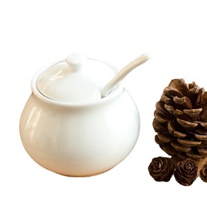 Barattolo <span class=keywords><strong>in</strong></span> <span class=keywords><strong>Ceramica</strong></span> Bianca Pura per Spezie, Peperoncino, Zucchero, Caffè e Latte, Grande, con Incisione, Design Moderno e Semplice, Coperchio e Cucchiaio - Product Image 5