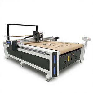 เครื่องตัดพรมรถยนต์อุตสาหกรรม REMEYA 220V/380V กึ่งอัตโนมัติ ตัดด้วยใบมีด ความแม่นยำสูง พื้นที่ทำงาน 1600x2500 มม. - Product Image 1