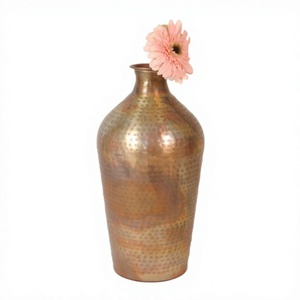 Home Outdoor Garden <b>Golden</b> Finishing New Design Luxurious Flower Vases Metal Vessel Shiny Polished Cast Aluminium Flower Vases - Product Image 1