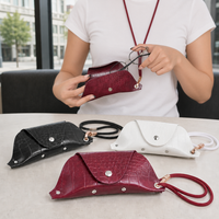 Étui à lunettes souple en cuir gaufré crocodile avec logo personnalisé, vente en gros d'usine, avec cordon de suspension, pochette multicolore pour lunettes de soleil
