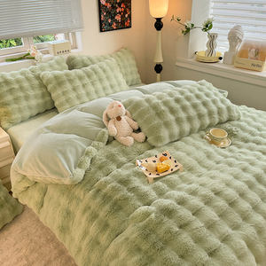 Drap <span class=keywords><strong>de</strong></span> lit en fourrure <span class=keywords><strong>de</strong></span> lapin artificielle <span class=keywords><strong>de</strong></span> luxe, <span class=keywords><strong>housse</strong></span> <span class=keywords><strong>de</strong></span> <span class=keywords><strong>couette</strong></span> à bulles imprimée, ensemble <span class=keywords><strong>de</strong></span> literie, couleurs magnifiques, doux et confortable, lit double - Product Image 3