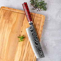 Couteau Nakiri japonais de haute qualité de 6.8 pouces 67 couches de couteaux tranchants Nakiri en acier damas avec poignée en résine rouge et fibre de carbone