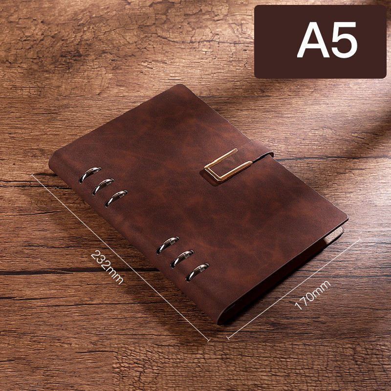 สีน้ำตาลเข้ม