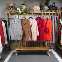 Manteau d'hiver pour femmes Vêtements d'occasion de marque en balles Vêtements d'occasion de UKAY UKAY Vêtements d'occasion