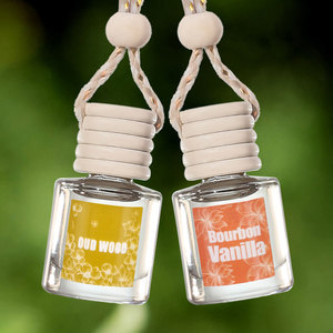Diffuseur de parfum pour voiture avec logo personnalisé, décoration de voiture, élimination des odeurs, parfum populaire, pendentif suspendu, flacon en verre, diffuseur d'air pour voiture - Product Image 3