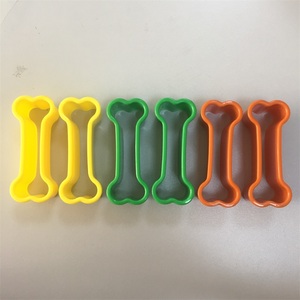 Stampo per <span class=keywords><strong>Biscotti</strong></span> 3D a Forma di Osso di <span class=keywords><strong>Cane</strong></span>, Set da 3 Pezzi in Plastica Ecologica per Pasticceria e Decorazione Torte - Product Image 4