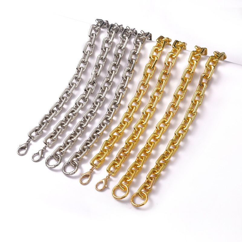 light gold-round clasp
