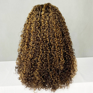 Productos al por mayor: Peluca de cabello humano rizado de 18 pulgadas, 13x4 con encaje, 4 colores a elegir, estilo bob pixie, súper doblemente trenzada y voluminosa. - Product Image 4