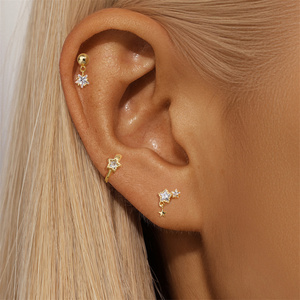 Ensemble de 3 boucles d'oreilles tendance plaqué or S925 avec étoiles et zircons cubiques, vente en gros - Product Image 4