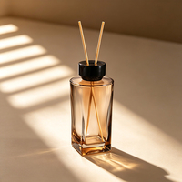 Bouteille diffuseur en verre brun clair de 300 ml, vente en gros, pour hôtel, maison, parfum, huile essentielle, emballage avec couvercle en bois
