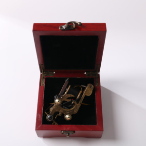 Machine à tatouer professionnelle en laiton de qualité supérieure pour artistes et studios de tatouage corporel - Product Image 6