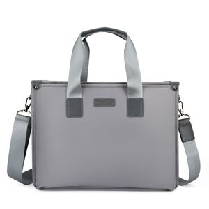 Sac à main vintage en nylon avec fermeture éclair, sac à bandoulière décontracté en cuir de vachette pour hommes. Sac pour ordinateur portable. - Product Image 6