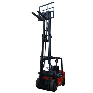 Chariot élévateur diesel Heli H2000 de 3 tonnes avec transmission automatique, hauteur de levage de 3 m, alimenté par un moteur diesel - Product Image 1