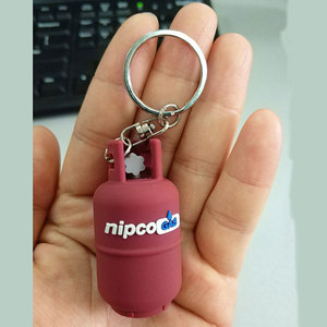 Llavero <span class=keywords><strong>de</strong></span> PVC suave 3D personalizado <span class=keywords><strong>de</strong></span> fábrica con forma <span class=keywords><strong>de</strong></span> <span class=keywords><strong>gas</strong></span>, serigrafía y logotipo en relieve, llaveros <span class=keywords><strong>de</strong></span> PVC moldeados por goteo - Product Image 3