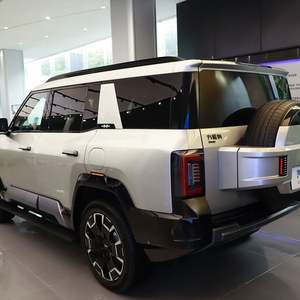 Coche híbrido enchufable BYD Equation Leopard 5 Leopard 8 todoterreno SUV MIDSIZE eléctrico 4WD vendedores chinos coches chinos - Product Image 1