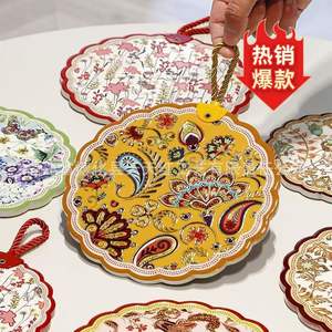 Alfombrilla de cerámica de lujo con aislamiento térmico, con asa de cuerda, forma irregular, diseño floral, para decoración del hogar y la cocina, fabricada en Quanzhou. - Product Image 4