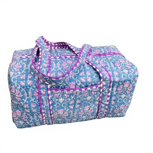 Bolsa de Viaje de Fin de Semana 100% Algodón, Bolsa de Lona Acolchada Hecha a Mano, Bolsas de Viaje con Estampado de Bloques, Bolsas de Mano para Mujer - Product Image 1