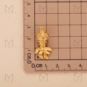 YFH002 charm in oro personalizzato in rame serie oceano accessori per creazione di gioielli a coda di pesce a forma di pesce ciondolo per fai da te - Product Image 6