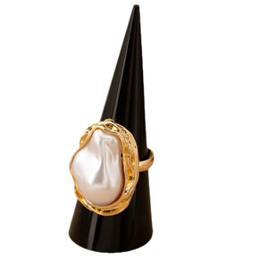 Ensemble de <span class=keywords><strong>bijoux</strong></span> de <span class=keywords><strong>luxe</strong></span> plaqué or pour femmes, comprenant un bracelet ouvert et une bague à chaîne serpent avec perles baroques, vente en gros - Product Image 4