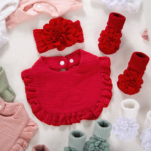 Set de Regalo de 3 Piezas para Bebés Niñas: Diadema de Algodón con Estampado Floral, Babero de Muselina con Volantes y Calcetines Florales para Fotografía de Recién Nacidos - Product Image 5