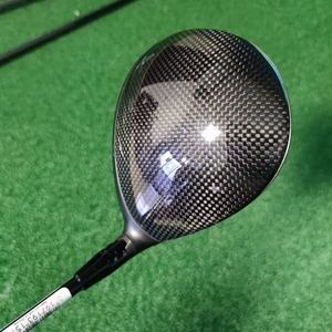 Driver da Golf Professionale con Tecnologia AI Integrata nella Testa, Leggero con Asta in Grafite, per Uomo - Product Image 3
