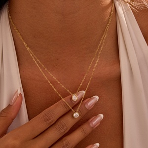 Collar Minimalista con una Sola Piedra en Forma de Lágrima para Mujer, Acero Inoxidable, Circonia, Collar con una Piedra de Diamante en Forma de Gota de Agua - Product Image 1