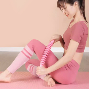 Venta al por mayor de masaje personalizado palo flexible forma de engranaje músculo pierna músculo rodillo - Product Image 2