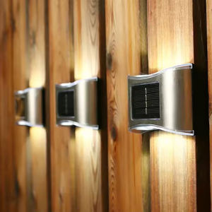 Lampe murale LED solaire en acier inoxydable pour extérieur avec lumière du jour 6000K, étanche pour l'éclairage nocturne du jardin, durée de vie de 50 000 heures - Product Image 3