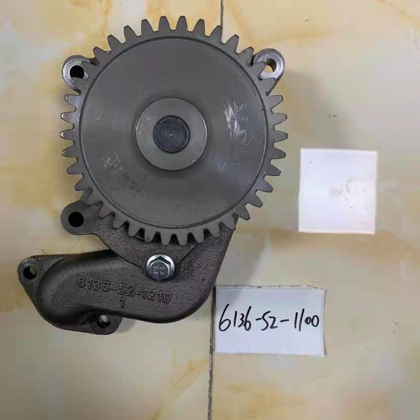 PC200-3掘削機6D105エンジンの油ポンプ6136-52-1100 6136521100