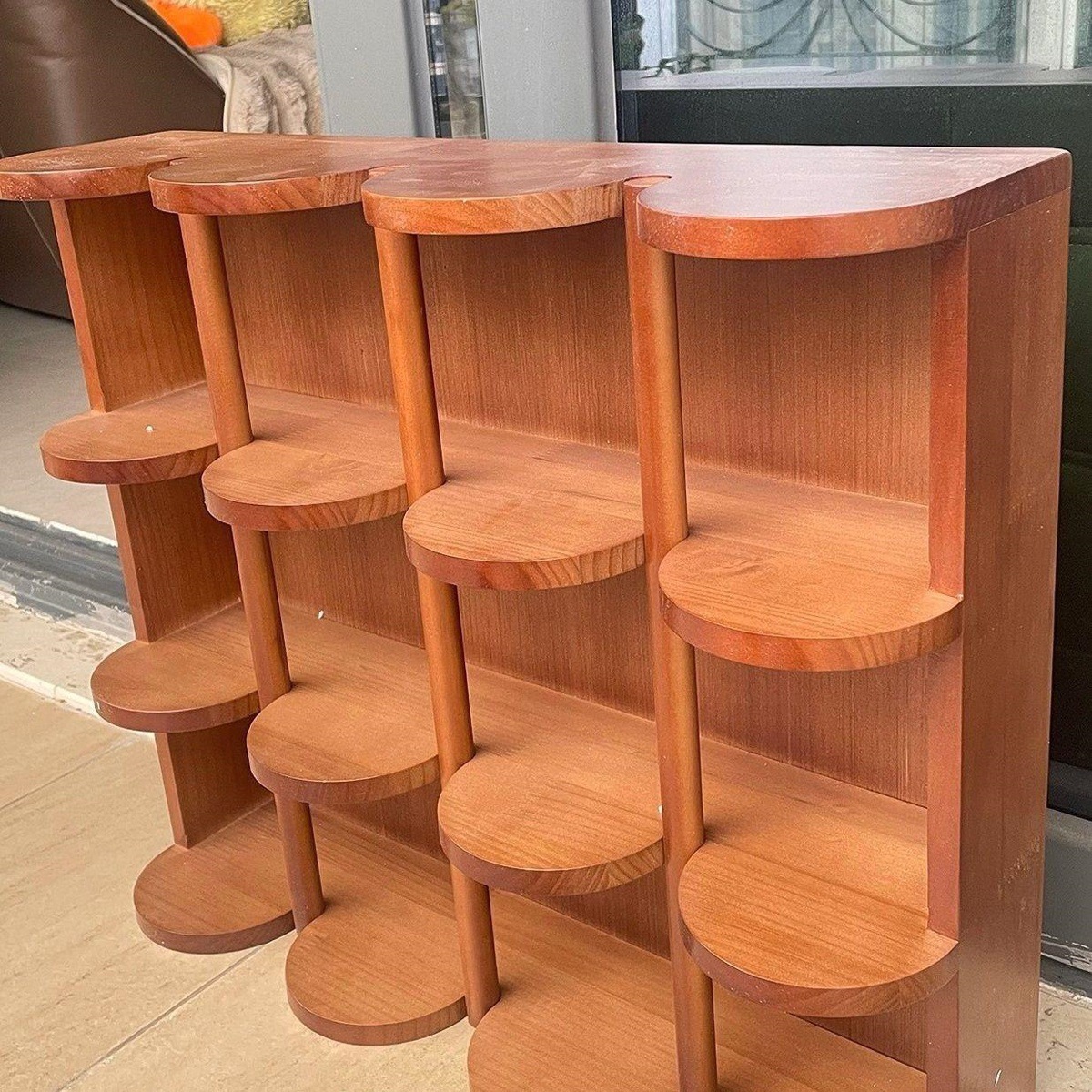 American-style cup holder - cherry color