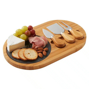 Juego de cuchillos para queso de bambú con tabla de pizarra y cuchillas de acero inoxidable para servir y cortar queso y mantequilla. - Product Image 2