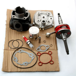 <span class=keywords><strong>Kit</strong></span> Cylindre 70cc Racing avec Culasse et Vilebrequin pour <span class=keywords><strong>Aprilia</strong></span> Area 51 Gulliver Rally <span class=keywords><strong>SR</strong></span> <span class=keywords><strong>50</strong></span> Netscaper Stealth Sonic 50cc 2T - Product Image 1