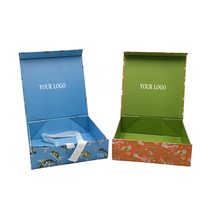 Individuell Bedruckte Luxus-Geschenkbox mit Magnetverschluss und Schleife in Rosa, Magnetische Kartonbox für Schuhe und Kleidung