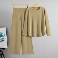 Conjunto de Loungewear de 2 Piezas para Mujer 2026, Tejido Acanalado, Top con Hombros Caídos y Dobladillo Dividido, Pantalones de Punto de Pierna Ancha, Atuendo Casual, OEM ODM Personalizado al por Mayor