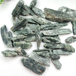 Pierre brute de cyanite verte naturelle en gros, spécimen minéral brut, pierre de guérison énergétique pour la décoration intérieure et la création de bijoux - Product Image 6