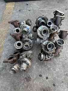 Piezas de turbocompresor desmontadas de segunda mano de fábrica originales de alta calidad para <span class=keywords><strong>MACAN</strong></span> <span class=keywords><strong>S</strong></span> 3,0 T 3,6 T - Product Image 3