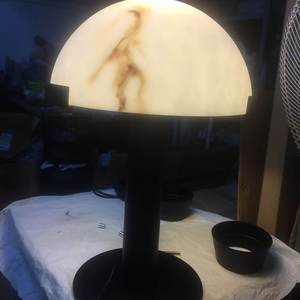 Lampe de table moderne en marbre Barry, E27 LED, base dorée, éclairage de chevet - Product Image 4