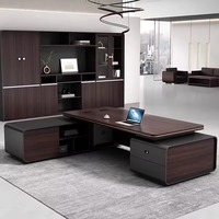 Bureau de direction en forme de L avec hub d'alimentation intégré, prise de charge USB, table de bureau intelligente pour PDG, mobilier moderne pour chef d'entreprise