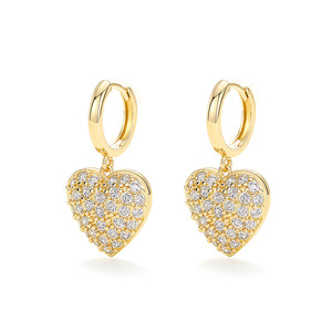 Orecchini a Cuore Dorati per Donne, Orecchini Scintillanti dell'Amore, Gioielli di Moda per Uso Quotidiano - Product Image 1